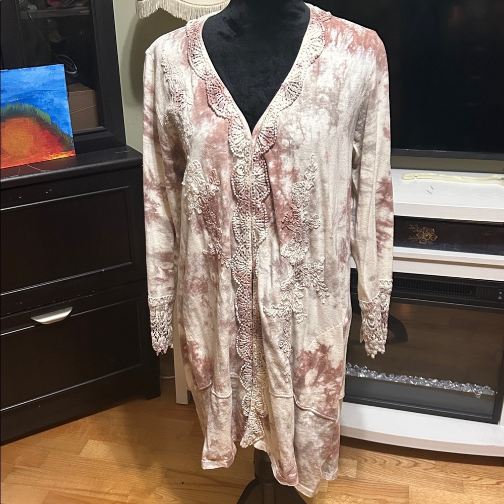 Logo Lavish brand duster size large